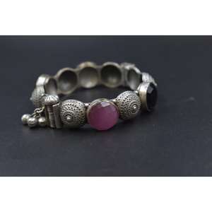 กำไลแบบเปิดได้สำหรับผู้หญิงและผู้หญิงทำจากทองเหลืองสีเงินคุณภาพสูงแบบตะวันตกทำด้วยมือ - Product Image 1