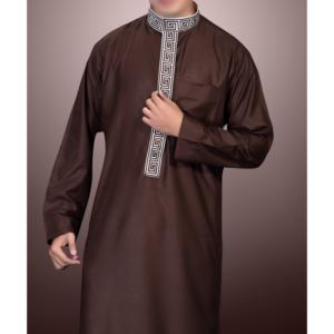 Venta caliente estilo árabe tradicional hombres Thobes longitud completa diseñador cuello patrón liso transpirable exportación directa para adultos - Product Image 1