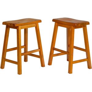 Taburete de madera de diseño audaz que aporta carácter, calidez y valor funcional al diseño de muebles de interior. - Product Image 2