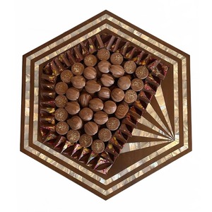 Plateau en bois incrusté de nacre Bol de prière pour servir du chocolat Vadrouille Hexagone en bois Plateau à chocolat Affichage Fête de l'Aïd - Product Image 1