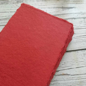 Trapo de algodón Khadi rojo de 200gsm, papel A4, 100% de borde de cubierta, estilo de caja india con offset de hadas y estampado UV para manualidades de regalos - Product Image 1