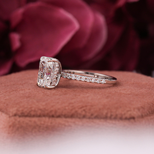 Radiant Cut Lab Grown Diamond Anillo de compromiso Halo oculto 10K Oro sólido Chapado en oro Estilo de moda Accent IGI Certified-Mujer - Product Image 3