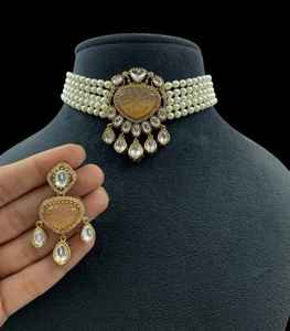 Ensemble de boucles d'oreilles élégantes en laiton plaqué or mat Polki Kundan bijoux à la mode pour les fêtes d'anniversaire cadeau - Product Image 1