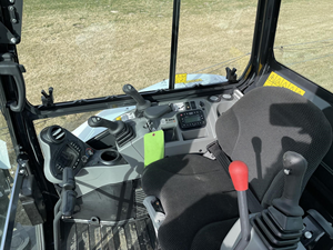 รถขุดขนาดเล็ก Bobcat E40 มือสอง รถขุดขนาดเล็ก Bobcat 331 เครื่องจักรขนาดเล็ก รถขุดมือสอง Bobcat 331 4 ตัน สำหรับงานฟาร์มและป่าไม้ - Product Image 5