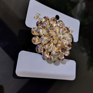 Nouveaux accessoires pour cheveux, pinces à cheveux en perles pour filles, pinces à cheveux en perles de fleurs - Product Image 1