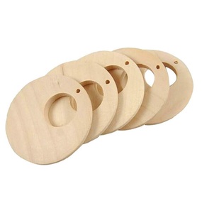 50 pièces pendentifs en bois naturel pendentifs boucles d'oreilles en bois non finis avec trou pour la fabrication de bijoux (30 MM) - Product Image 3