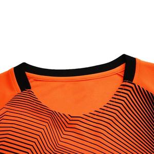 Camiseta de fútbol juvenil de poliéster 100% con logotipo personalizado al por mayor, uniforme de fútbol para hombre, uniforme de fútbol personalizado de alta calidad - Product Image 2