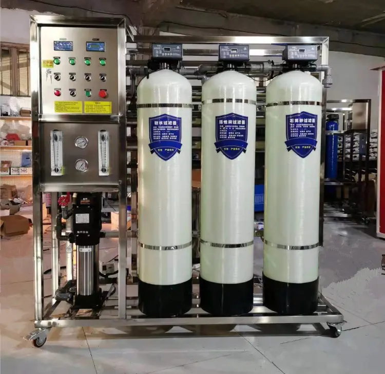 Inverse Osmosis 3000lph เครื่องกรองน้ำระบบบำบัดน้ำ Ro สำหรับน้ำดื่ม