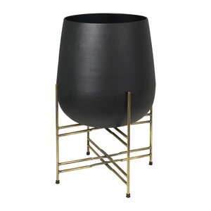 Pot de fleurs minimaliste en fer, noir, revêtement poudré, fait main, support de luxe pour la décoration de la maison, de l'hôtel, du restaurant et du jardin - Product Image 1