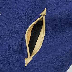 Chaqueta universitaria de manga de cuero hecha a medida de High Street 2025, nuevo diseño de retales de béisbol y bombardero de alta calidad - Product Image 4