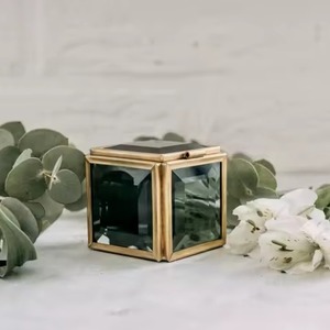 Nuevo Joyero de Vidrio con Metal, Estilo Moderno y Lujoso en Oro Rosa, para Accesorios de Maquillaje y Joyas para Mujer - Product Image 6