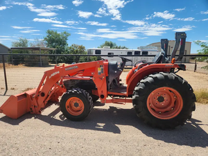 Kubota L4240 Kubota L4240 4wd 4x4 25hp 35hp 40hp 50hp 60hp 70hp 80hp 90HP 100hp Buena tarifa - Product Image 3