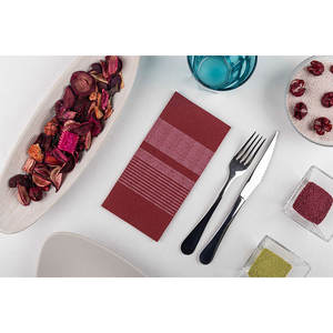 กระดาษเช็ดปากพิมพ์ลายอามาเนเซอร์ สีเบอร์กันดี ขนาด 40x40 ซม. พับ 1/8  กระดาษเช็ดปากเนื้อนุ่ม แห้งไว 480 ชิ้น สำหรับธุรกิจ B2B - Product Image 2