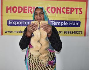 Paquets de cheveux cambodgiens bruts à double tirage Blonde Bodywave vendeur en gros de cheveux non transformés cheveux humains vierges bruts à cuticule alignée - Product Image 4