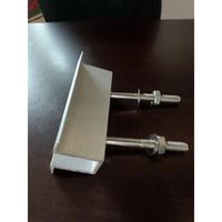 Pince centrale à double trou pour système de montage solaire Matériau en aluminium durable