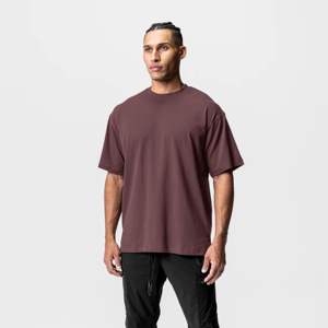 Fashionable Men's Oversized T-Shirt with Relaxed <b>Fit</b> <b>Perfect</b> for Streetwear and Urban Fashion - Product Image 1