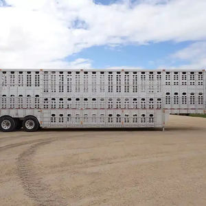 Remorque pour bétail avec composants d'engrenage et de moteur pour tracteur à vendre - Product Image 1