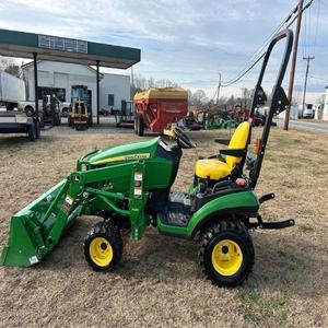 Venta al por mayor 25HP John Deere 1026R Tractor agrícola usado Comprar para equipos de agricultura y acuicultura Entrega rápida Calidad Premium - Product Image 6