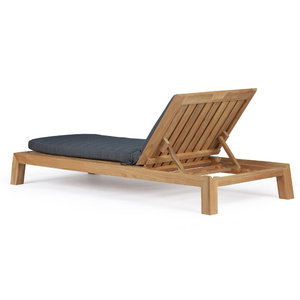 Mobilier d'extérieur pour piscine, chaises longues et transats avec structure en teck pour la décoration d'hôtel - Product Image 3