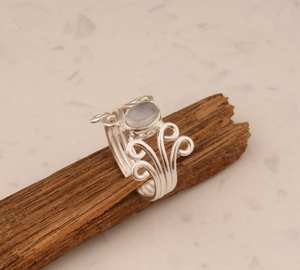 Top qualité 925 argent Sterling plaqué arc-en-ciel pierre de lune lunette réglage poire 9mm anneau fait à la main bijoux à la mode femmes bijoux - Product Image 2