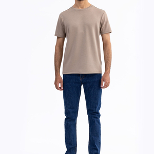 Camiseta de algodón de alta calidad Unisex 100% algodón cómoda Camiseta de cuello redondo de ajuste Regular diseño de timbre logotipo personalizado impresión Digital - Product Image 5