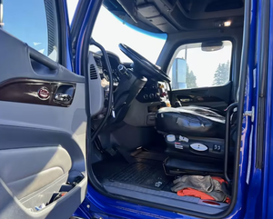 Best!! Long Haul Freight Semi Truck Tractor Unit 6x4 Sleeper Cab Diesel <b>Prime</b> Mover Highway Freight Transport - Product Image 6