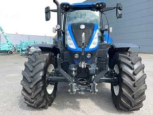 El mejor tractor usado de alto rendimiento 2022 New 4WD Holland T7.210 a un precio asequible - Product Image 5