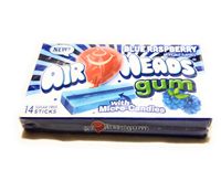 Bonnes affaires : Bonbons gommeux sans sucre Air-Heads saveur crème sure violette, en forme de cube, enrobés, emballés en vrac, fabriqués au Royaume-Uni