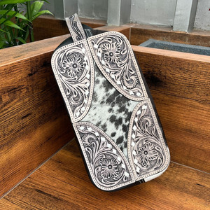 Wholesale Custom Hair on Tooled <b>Leather</b> Large Capacity Travel <b>Make</b> <b>up</b> Toiletry Cosmetic <b>Bags</b> High Quality Cowhide Toiletry Pouch - Product Image 2