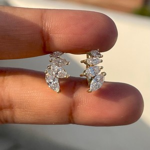 Boucles d'oreilles en diamant de laboratoire en or 14 carats de 1.05 ct Boucles d'oreilles en or massif avec diamant pour un anniversaire de fiançailles ou un cadeau de mariage pour elle - Product Image 3