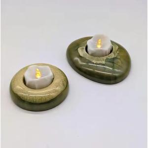 Bougeoir en métal à base de bois support fait à la main Design minimal finition dorée de haute qualité décorative pour la maison et l'hôtel - Product Image 3