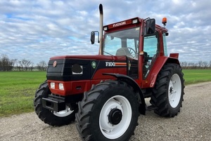 รถแทรกเตอร์ฟาร์ม Fiatagri F100 100 แรงม้า ขับเคลื่อน 4 ล้อ สีแดง ระบบเกียร์ขับเคลื่อนล้อ  ประสิทธิภาพสูง เครื่องจักรกลการเกษตร - Product Image 1