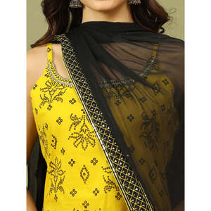 Kurta de algodón bordada a mano con diseño Bandhani para mujer, con pantalón palazzo de rayón y dupatta, traje salwar indio. - Product Image 5