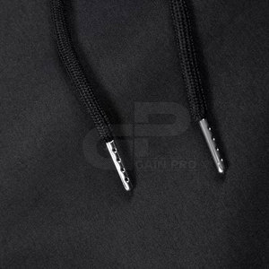 Survêtement rétro pour homme, conçu pour le confort et le style, avec des matériaux doux et un tissu respirant pour l'été et le quotidien. - Product Image 4