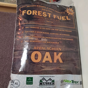 Combustible de Biomasa, Pellets de Madera, Pellets de Leña de 6 mm y 8 mm en Bolsas de 15 kg para Sistemas de Calefacción - Product Image 2