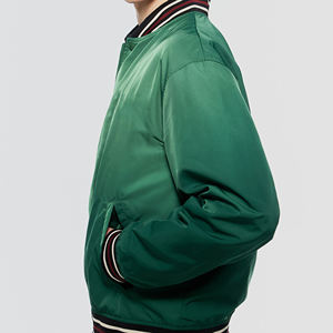 Blouson d'aviateur pour hommes en satin de polyester 2025 de couleur unie 100% de couleur unie entièrement personnalisé du fabricant OEM pour adultes - Product Image 3