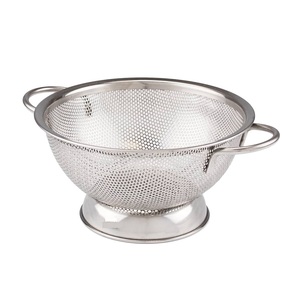 Colador de acero para preparación de alimentos, base ancha rosa para mayor estabilidad y agujeros bien colocados para un drenaje rápido de utensilios de cocina - Product Image 6
