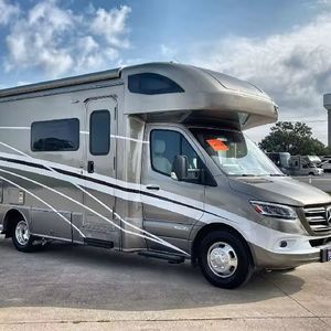 Autocaravanas de Lujo para Negocios en Venta, 6m, para 4-6 Personas, Casa Rodante, Fabricación Personalizada - Product Image 4