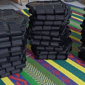 Fabricant équestre grossiste bottes de brossage en fausse fourrure en néoprène de conception personnalisée produits équestres respirants pour chevaux du Pakistan - Product Image 5