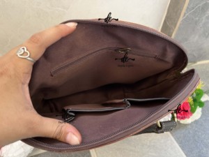 กระเป๋าถือโบฮีเมียนหนังวัวแท้สำหรับผู้หญิงกระเป๋าถือแกะสลักด้วยมือสไตล์ใหม่ขายดี - Product Image 4