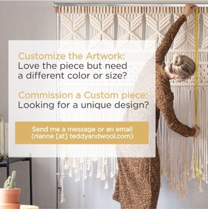 Suspension murale en macramé design accrocheuse pour la décoration intérieure, affichage mural élégant et belles idées cadeaux en provenance d'Inde - Product Image 4