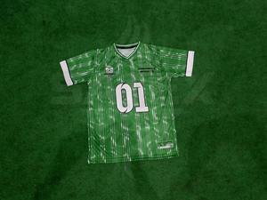 Uniforme de Fútbol Unisex Personalizado, Camiseta de Fútbol con Sublimación, Pantalones Cortos 100% Poliéster de Secado Rápido y Transpirable para Entrenamiento de Adultos - Product Image 4