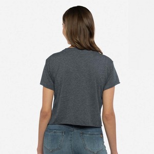 T-shirt court idéal pour femme Next Level, coton personnalisé, coupe régulière, t-shirt court uni, couleur unie, t-shirt court athlétique - Product Image 6