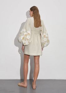 Haute couture personnaliser brodé à manches longues ballon court ukrainien pour fête porter meilleur design dernier design imprimé Kimono - Product Image 3
