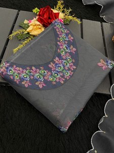 Sari de Seda Pura Ligero con Borde Estampado de Corte Elegante para Uso Diario y Fiestas de Oficina, con Pieza de Blusa, de SIE - Product Image 6