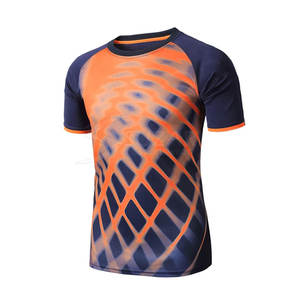 Camiseta de Fútbol Ligera Hecha en Pakistán con Tela de Secado Rápido y Sensación Suave - Product Image 1