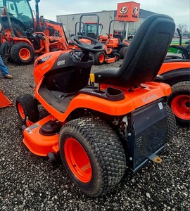 Cortadora de césped Kubota GR2020 2023 bastante usada-Tractor de césped Kubota a la venta - Product Image 6