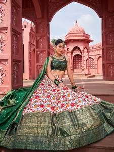 Nuevo Navaratri Special Dola Silk Designer Lehenga Choli con trabajo hecho a mano Gota Lace Dupatta para mujer Digital impreso Lehenga Choli - Product Image 5