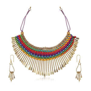 Conjunto de joyería fina de lujo Beadside-Collar de fusión de hilo multicolor 1104142 con pendientes chapados en oro de 24 quilates - Product Image 1