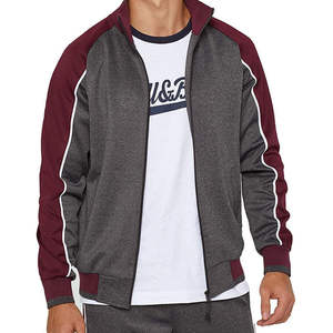 Vente en gros de vêtements de sport graphiques à capuche premium personnalisés pour hommes, impression numérique élégante, survêtement d'hiver à la mode par sublimation - Product Image 4